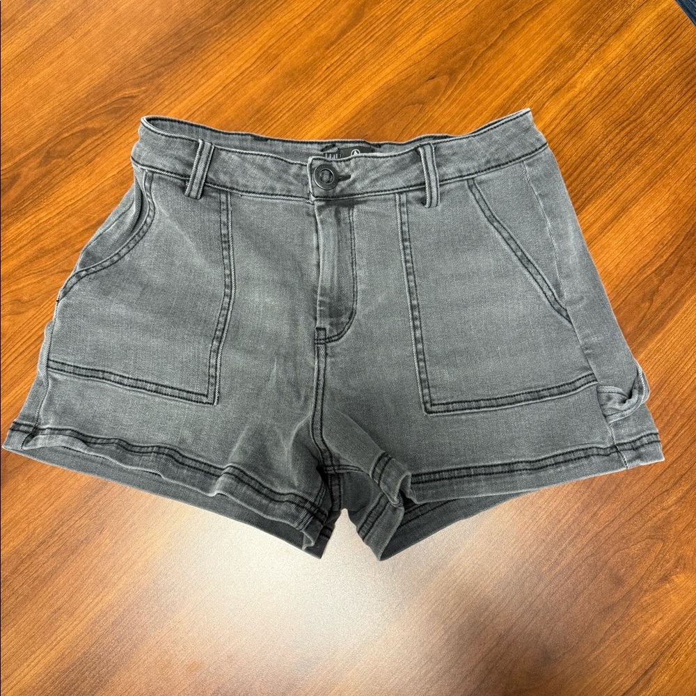 Volcom Denim Shorts - 28